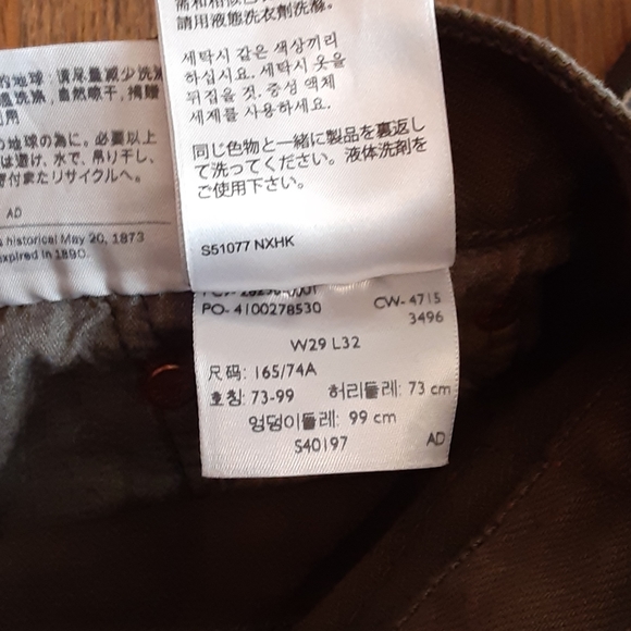 Levi's 501 CT Distressed Jeans - Picture 8 of 9